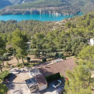 Bed & Breakfast La Pinede Du